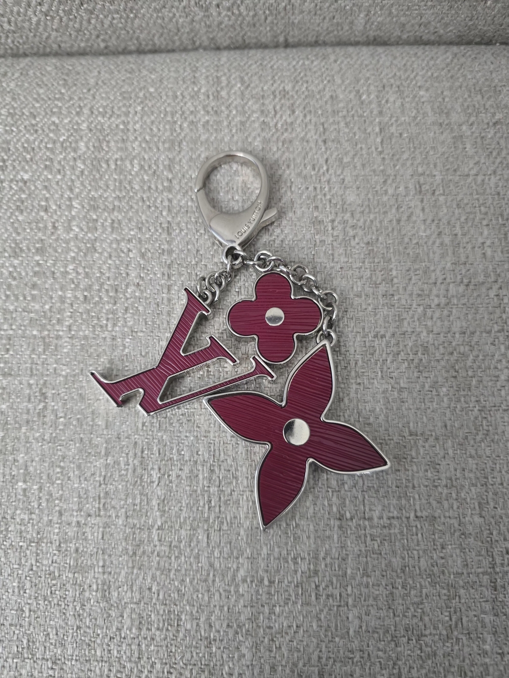 Louis Vuitton Fleur d'Epi Bag Charm & Key Holder - Picture 2 of 5